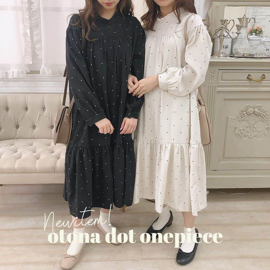 Mellowneonさんのインスタグラム写真 Mellowneoninstagram 4 10 New Release ゆるっとシルエットがかわいい 大人ドットワンピース 柔わらかい生地感なので おうちコーデにもおすすめ Mellowneon メロウネオン ワンピース ワンピースコーデ お洒落