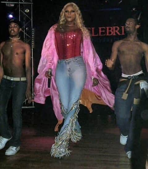 Codyのインスタグラム：「#tbt to that time I was 18 and @rupaulofficial called me on stage to walk for/with her.  #rupaul #tbt #dragrace #rupulsdragrace」