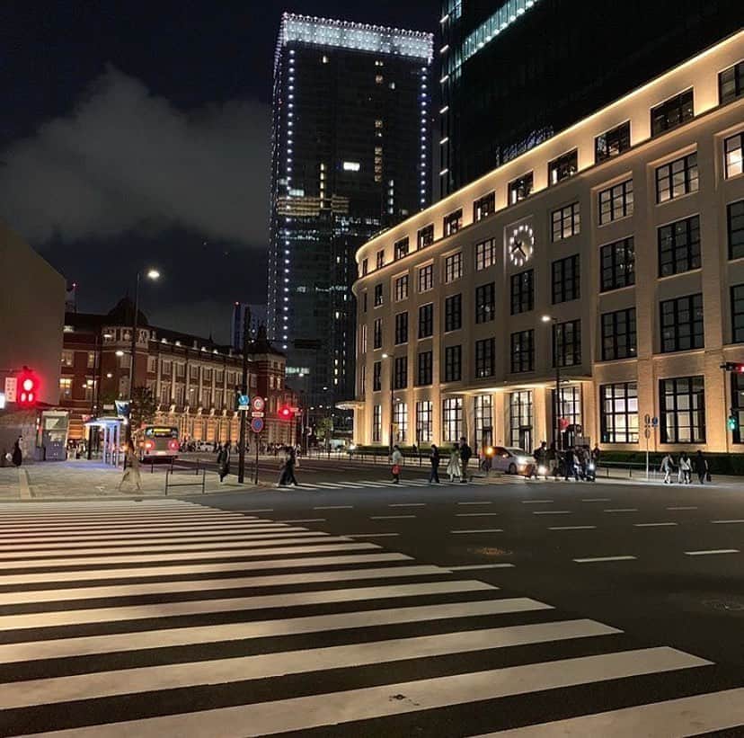 楫真梨子さんのインスタグラム写真 - (楫真梨子Instagram)「仕事終わりに東京駅まで歩いて帰ってたのが懐かしい、、 早くおさまりますように😌👏🏻」4月10日 1時08分 - kajimari1226