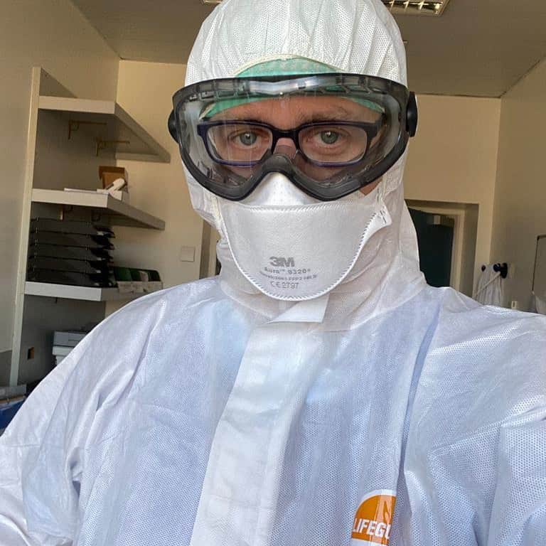 ダニーロ・ガリナリのインスタグラム：「Orgoglioso per ciò che sei e per ciò che hai dato. ⠀ #giorgiopivato #covid19 #emergenza #restiamoacasa #distantimauniti」