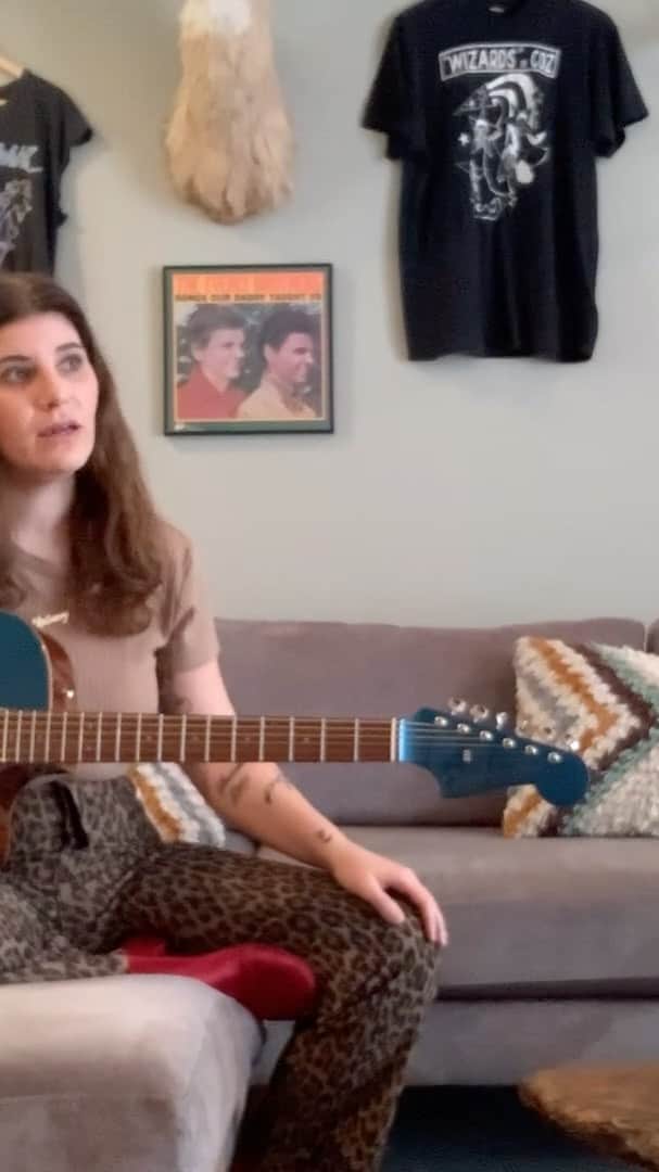 ベスト・コーストのインスタグラム：「my friends over at @fender asked me to record a video for their artist check-in series. with every video made, Fender makes a donation to @musicares Covid-19 relief fund ❤️. ⁣ ⁣ here’s me giving a lil pep talk and playing my spin on one of my favorites, “Swingin Party” by @thereplacements (while also working through my fear of accompanying myself solo on acoustic guitar 😂 ) ⁣ hope u like ✨」