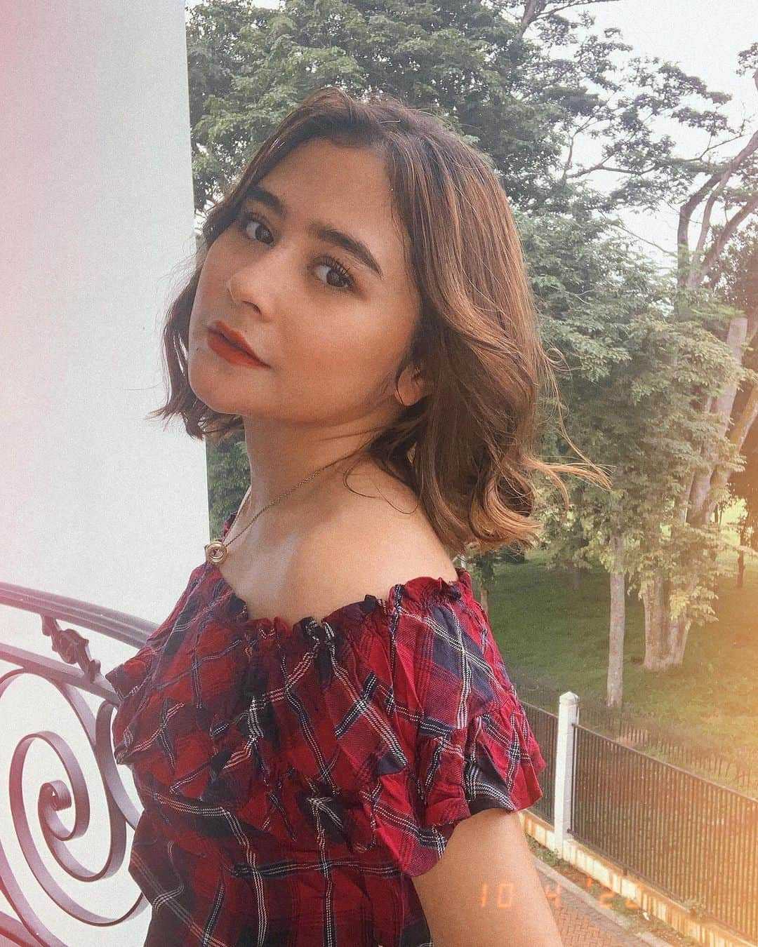 Prilly Latuconsinaさんのインスタグラム写真 - (Prilly LatuconsinaInstagram)「Really in the mood for a long drive with no real destination.」4月10日 18時00分 - prillylatuconsina96