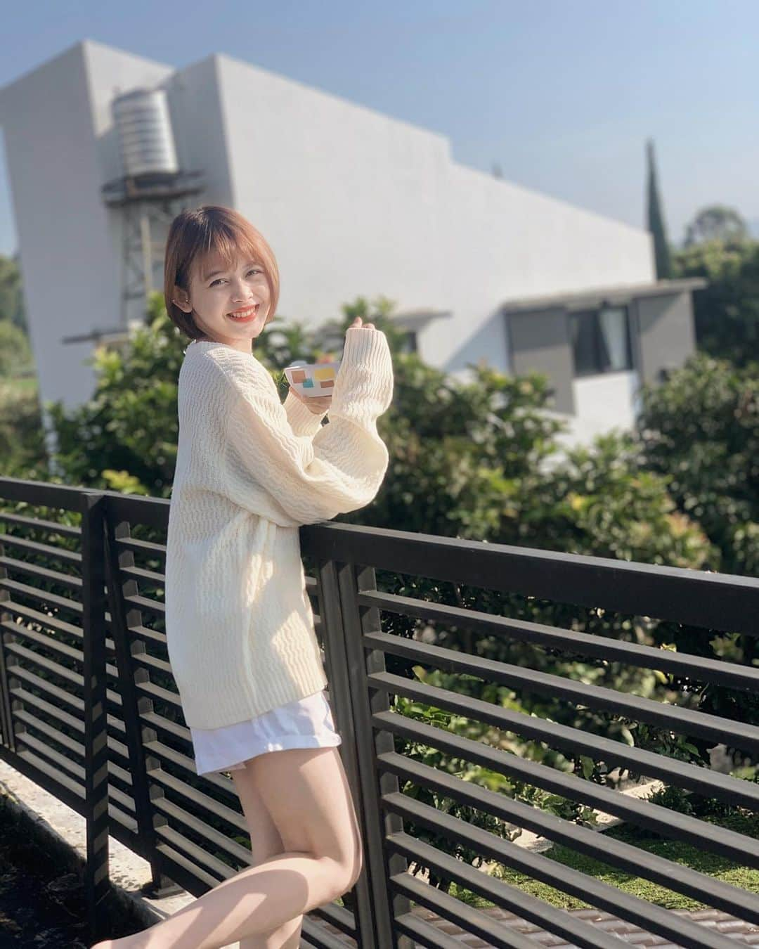 フェニ・フィトゥリヤンティさんのインスタグラム写真 - (フェニ・フィトゥリヤンティInstagram)「🥛🥣 #JKT48 #jkt48feni #dirumahaja」4月10日 10時52分 - jkt48feni