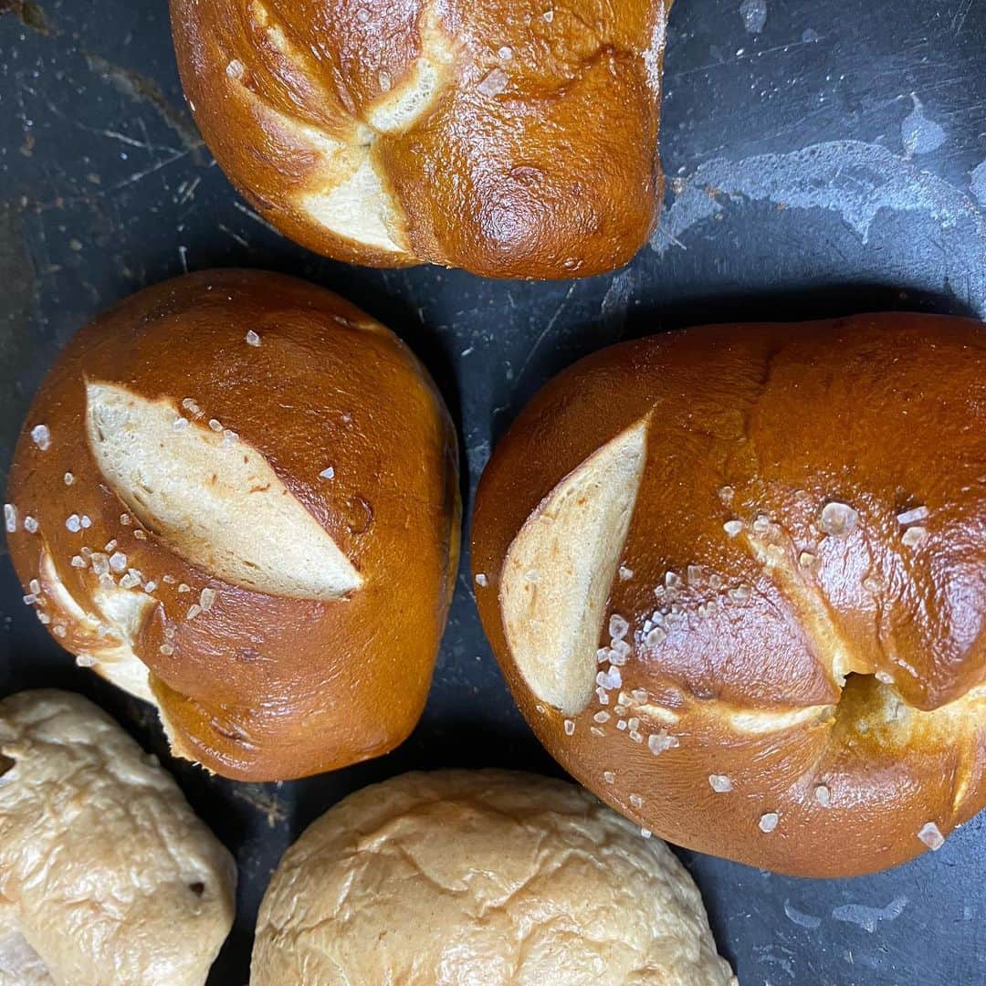 魔女菅原のグルメインスタ