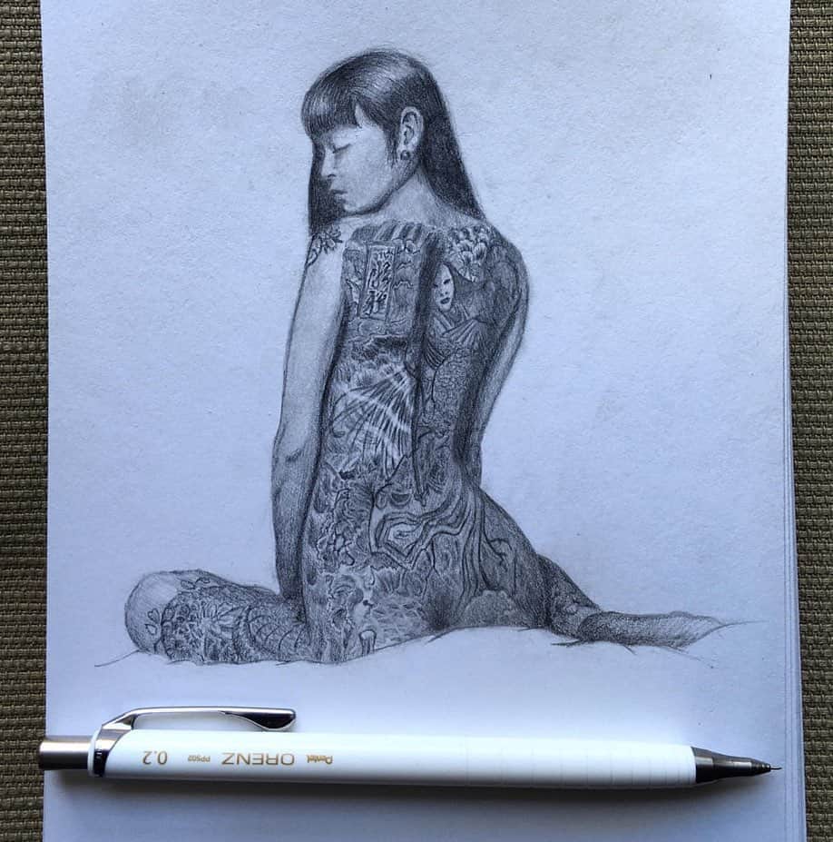 のインスタグラム：「#Repost  @adriano.soldout  #drawing #disegno #art #modella #figuredrawing #pencil #orenz #graphite #pencildrawing #model #japanesegirl #tattoo #tattoogirl #tattoomodel #japanesetattoo #asiangirl #blackandwhite #drawingreference #tattoomodel」