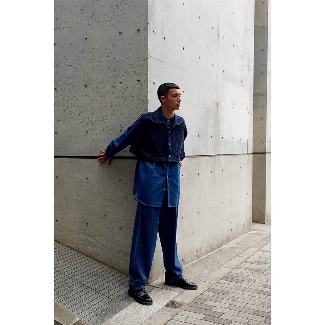 KUROのインスタグラム：「KURO20ss collection #kurodenim #denim #architecture」
