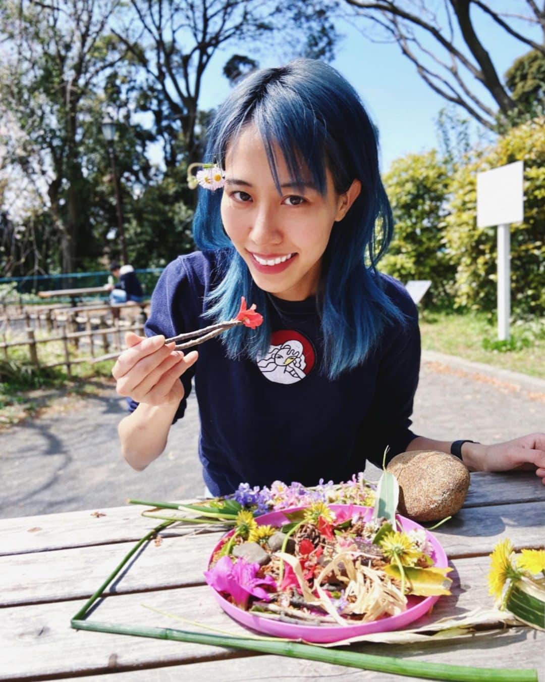 草野絵美のインスタグラム：「Thanks for the seasonal limited plate ,my chef it was so delicious🌸🌼🌺🌷☘ 季節の盛り合わせをありがとう☘️ #lifewithmykiddo 🍳」