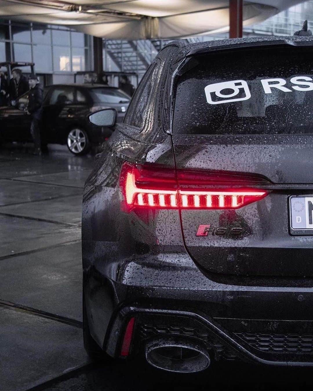 CarsWithoutLimitsさんのインスタグラム写真 - (CarsWithoutLimitsInstagram)「Mean Audi #RS6 Photos @kg.automotive  #carswithoutlimits」4月10日 13時45分 - carswithoutlimits