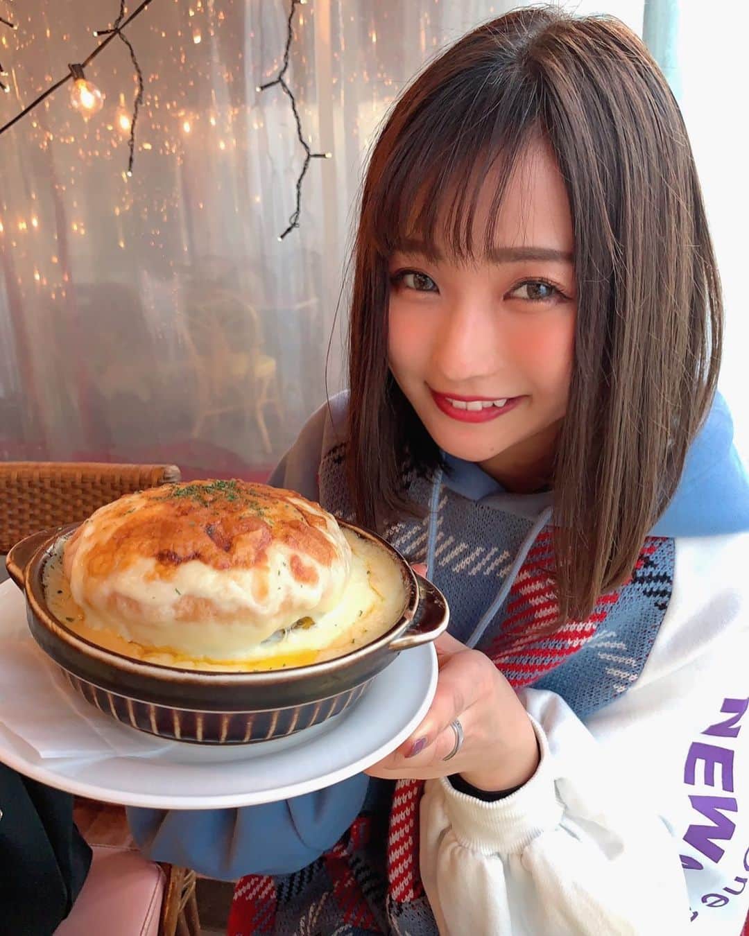 小林智絵さんのインスタグラム写真 - (小林智絵Instagram)「. . . . いつかの写真です、どうぞ。 . ハンバーガーグラタンがしゅごかった😂👏 . . . . . #sakuracafe #lunch #cafe #lunch #dinner #yummy #hamburger🍔 #cheese #cheesefondue #japan #tokyo #ikebukuro #日本 #東京 #池袋 #池袋ランチ #池袋カフェ #池袋ディナー #池袋グルメ #ハンバーガー #グラタン」4月10日 14時03分 - kobayashichie_1012