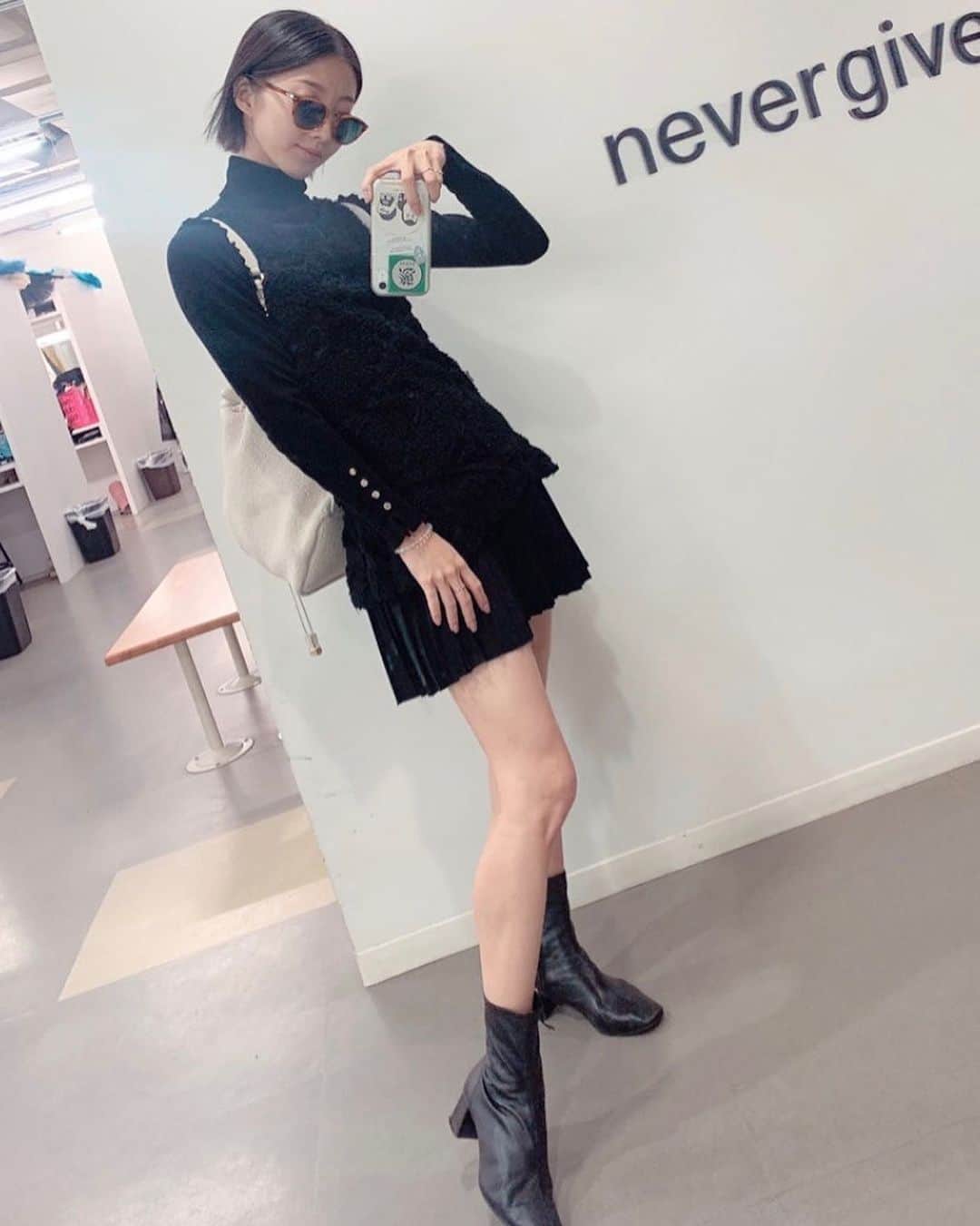 飯島望未のインスタグラム：「#TBT #OOTD 過去の服まとめ」