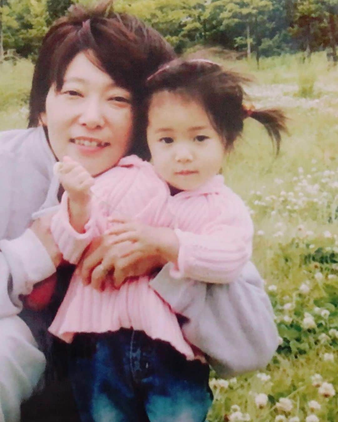 浪花ほのかさんのインスタグラム写真 - (浪花ほのかInstagram)「Happy birthday to my best mom😍😍😍😍 世界1番のお母さん ずっと憧れでずっと大好き👀 改めてママの子供でよかった〜🥺 沢山沢山生きてください」4月10日 16時06分 - hnoa_z