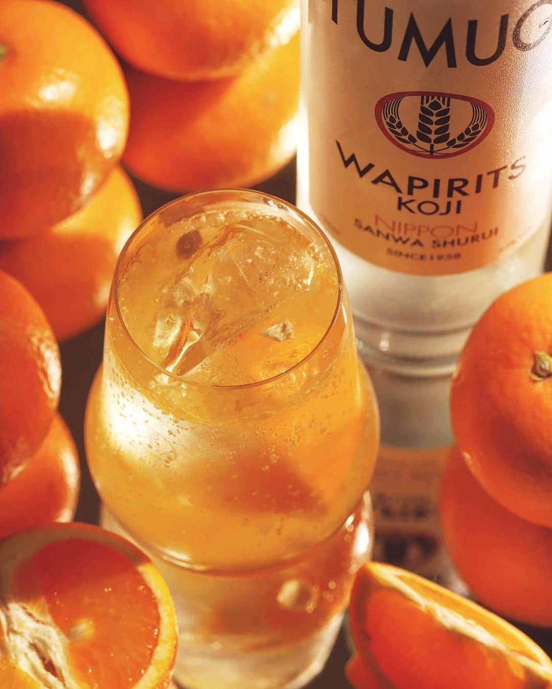 樋口正樹さんのインスタグラム写真 - (樋口正樹Instagram)「Kiyomi Orange KOJI SOUR . 今月のツムギレシピは、 清見オレンジを使った 春の美味しい麹サワー。 清見の爽やかな甘みと 麹の旨味が絶妙な一杯。 . ツムギ公式サイトでは 国産の柑橘類を中心に、 カクテルレシピを掲載。 さらに今月から追加で クラフトフルーツ酒の レシピも掲載してます！ 👉@wapirits.tumugi . . #TUMUGI #wapiritsTUMUGI #wapirits #Kojisour #kiyomiorange #清見オレンジ #麹 #三和酒類 #ミクソロジー #スピリッツ #和ピリッツ #カクテル #大分県 #宇佐 #Mixologyart #madeinjapan #mixology #cocktail #mixologyst #madeincocktails #craftcocktails」4月10日 16時27分 - higuccini