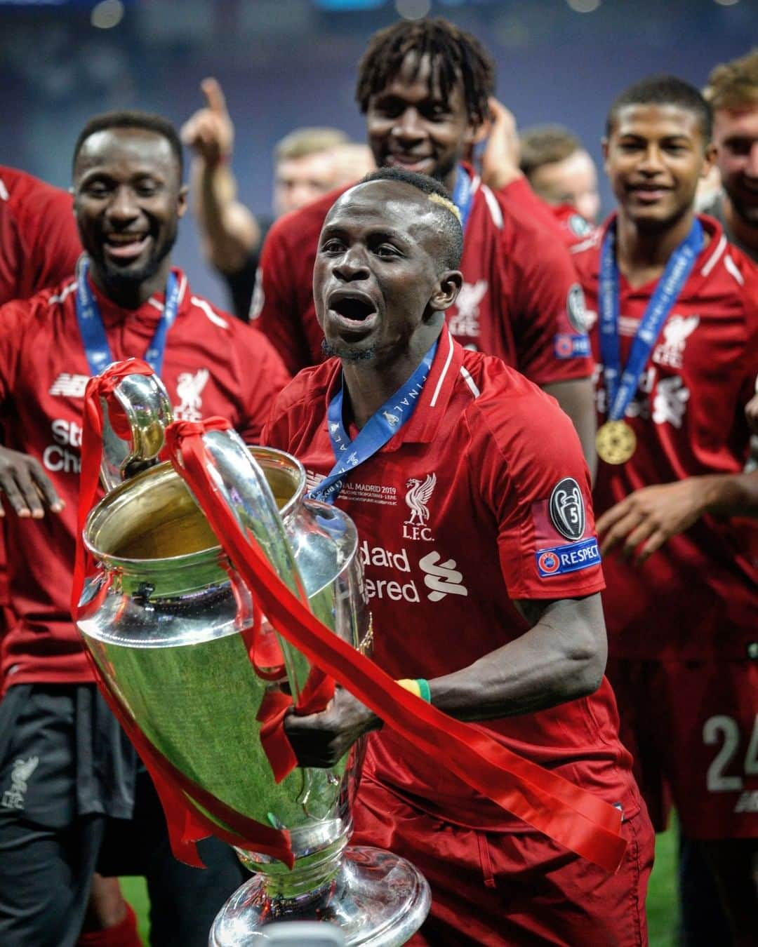 UEFAチャンピオンズリーグさんのインスタグラム写真 - (UEFAチャンピオンズリーグInstagram)「🥳 Wish Sadio Mané a happy birthday!⁣ ⁣ #UCL #HBD #LFC」4月10日 16時30分 - championsleague