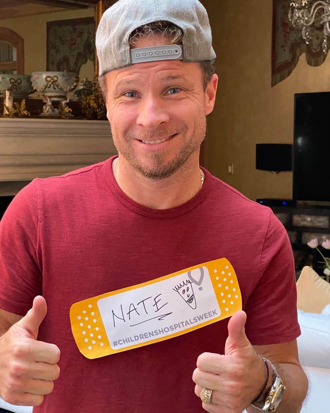 backstreetboysさんのインスタグラム写真 - (backstreetboysInstagram)「This #childrenshospitalsweek it’s important for us to remember that #kidscantwait…for a cure, the curve to flatten or for financial assistance. We support @cmnhospitals and you can too by visiting changekidshealth.org ❤️」4月11日 3時00分 - backstreetboys