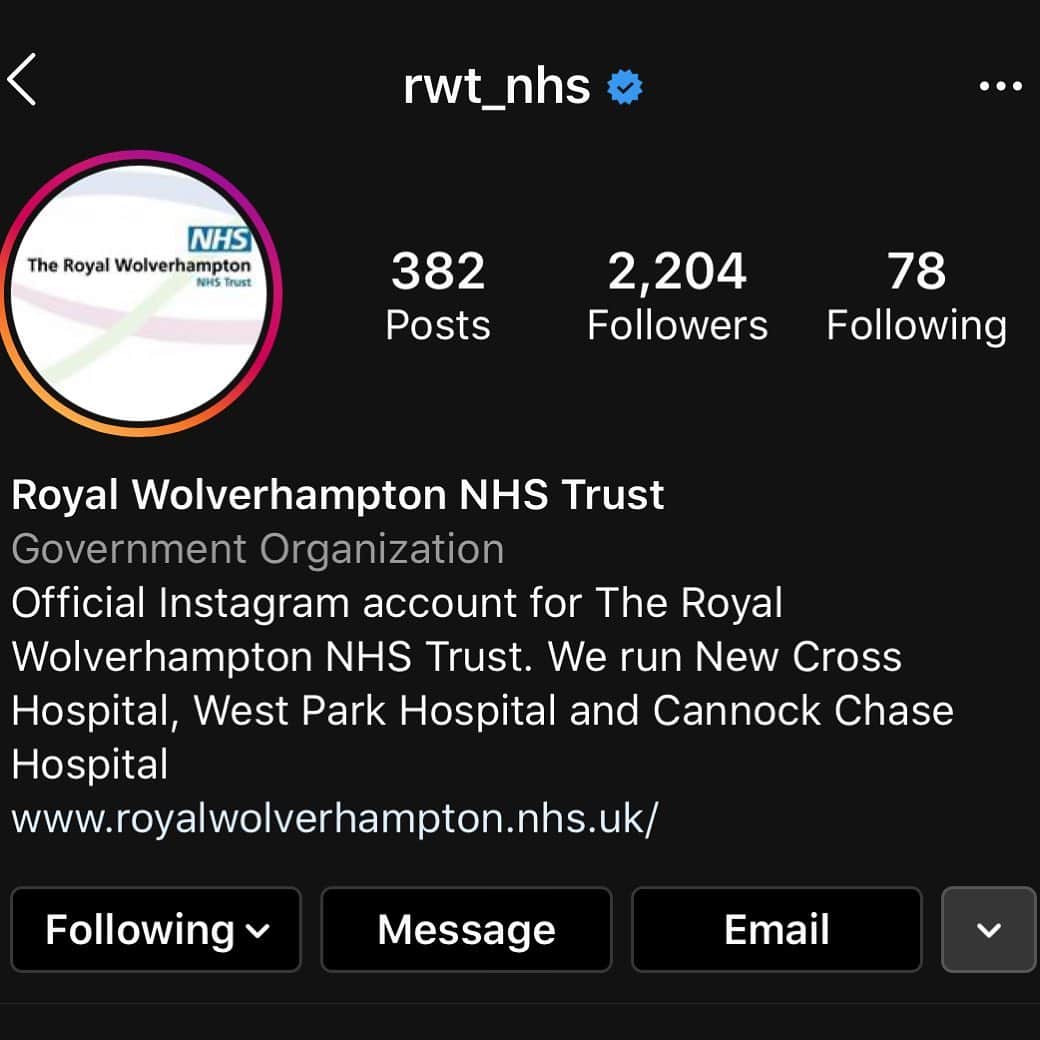 のインスタグラム：「Delighted to be a part of such a great fund raising cause alongside former wolves players, staff and fans to help raise vital funds to help increase the capacity @rwt_nhs thanks for your great work ❤️🌈」