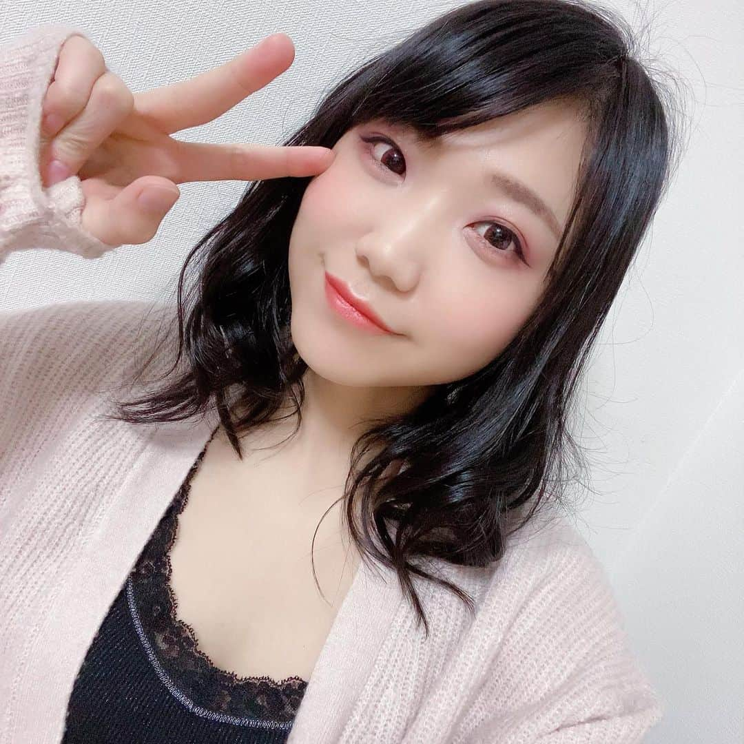 伊石真由のインスタグラム：「元気ですか？？ #役者 #声優」