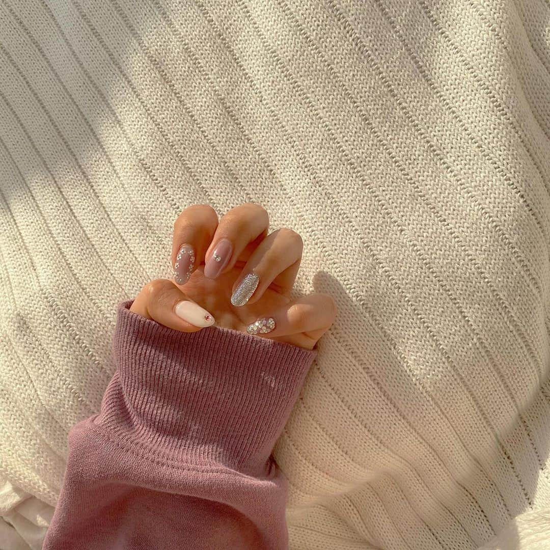 古澤里紗さんのインスタグラム写真 - (古澤里紗Instagram)「Flower nail ♡'' . .」4月10日 22時03分 - fuuuuu_ri