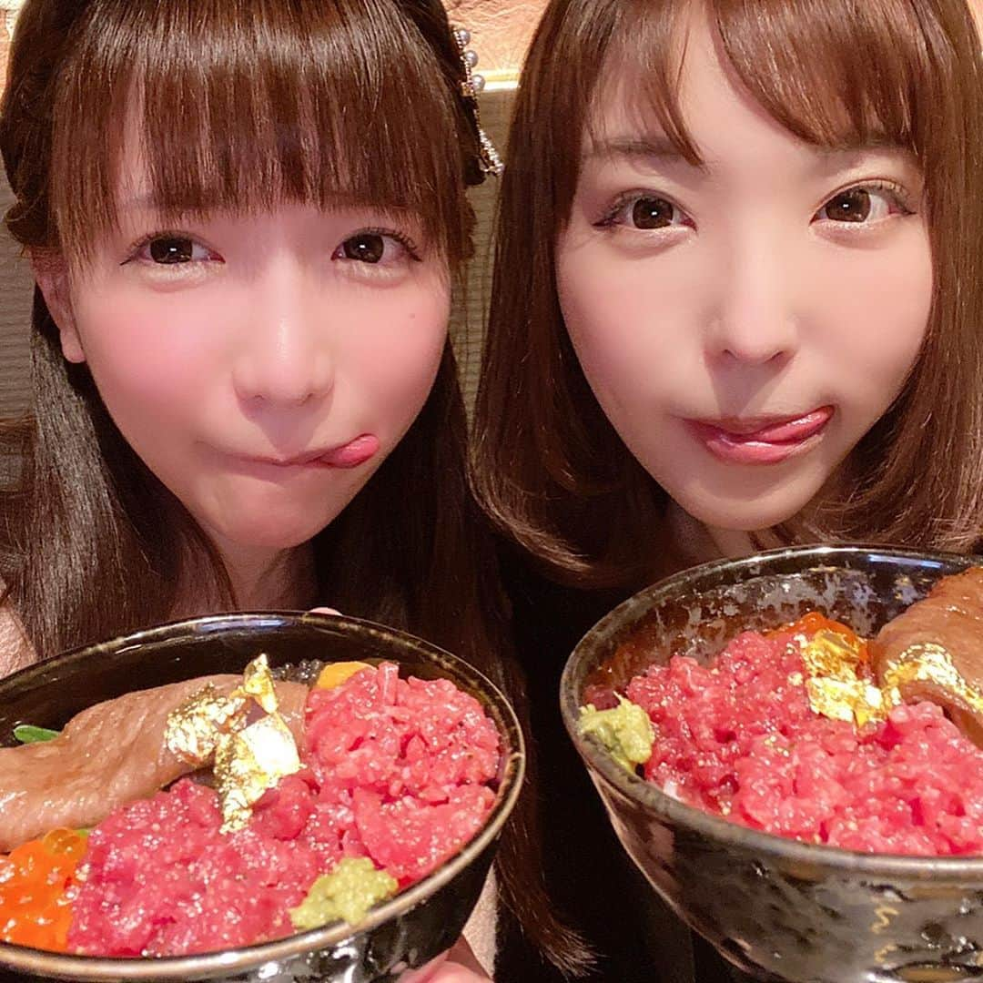 もえのあずきさんのインスタグラム写真 - (もえのあずきInstagram)「大好きな焼肉やさん💓 ※２月まいと会いすぎてて載せてへんかったシリーズ🥰 ※現在臨時休業中  #焼肉#生肉#麻布十番焼肉bulls #焼肉bulls #焼肉ブルズ#生肉#肉食女子#まいてぃ#もえあず」4月10日 22時27分 - moeazukitty