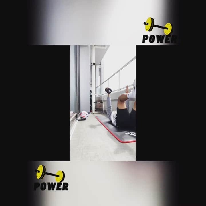 清武弘嗣のインスタグラム：「ZOOMでのチームトレーニング！ 6種目のサーキットでいい刺激！ 今できる事を全力で😊👍 . #stayhome  #staysafe #どんな時も前を向いて」