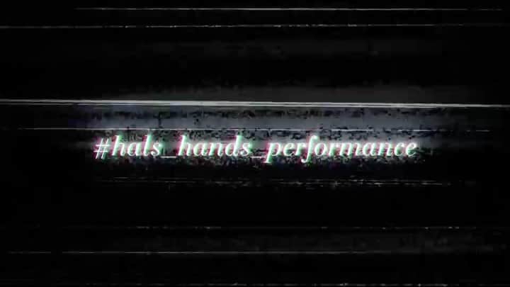 のインスタグラム：「_ . Choreo by @hal_hirata . 🎧洗脳/ @awich098 . . #hals_hands_performance . . HALさんのコレオは本当にいつもかっこよくて にやにやしてしまうくらい大好きなのです❣️ . こんな状況でも、家でHALさんのコレオを 踊れるのがとっても嬉しかったです🌹 . #dance#dancer#vogue#voguedance #voguing#voguer#handsperformance #armscontrol#awich#stayhome#iloveit #hals_hands_performance」