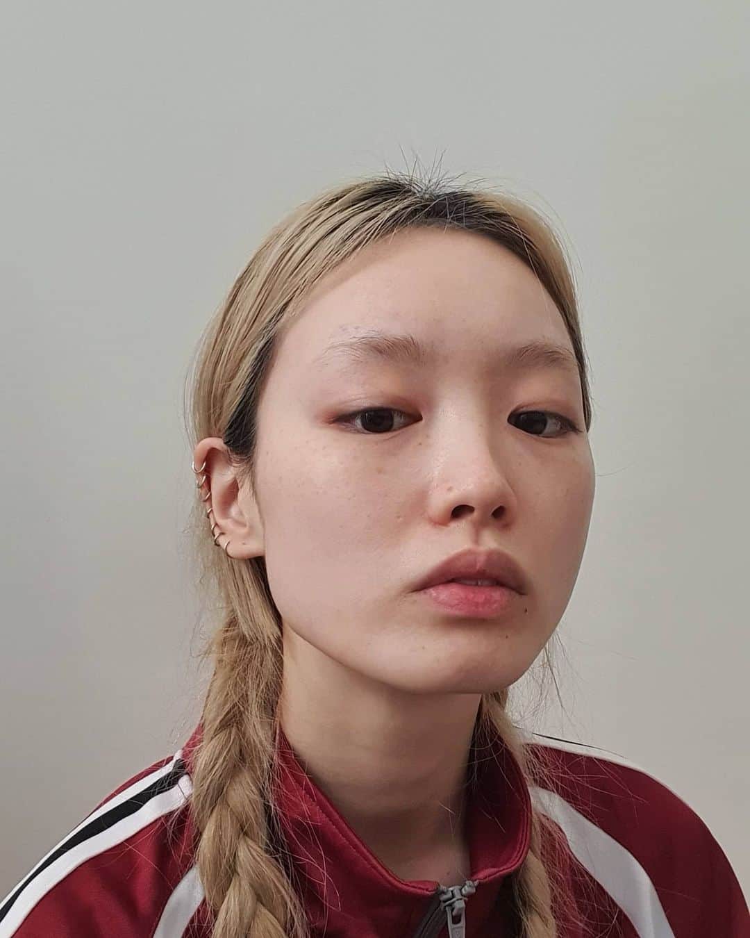 フェルナンダ・リーのインスタグラム：「In case you've forgotten what I look like because I'm pretty much an acnh account these days 🤣」