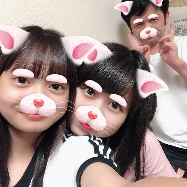 おかゆ太郎のインスタグラム：「まったく言うこと聞かない姪っ子たちとようやく撮ってもらえました #新潟 #大衆割烹食堂 #川しげ」