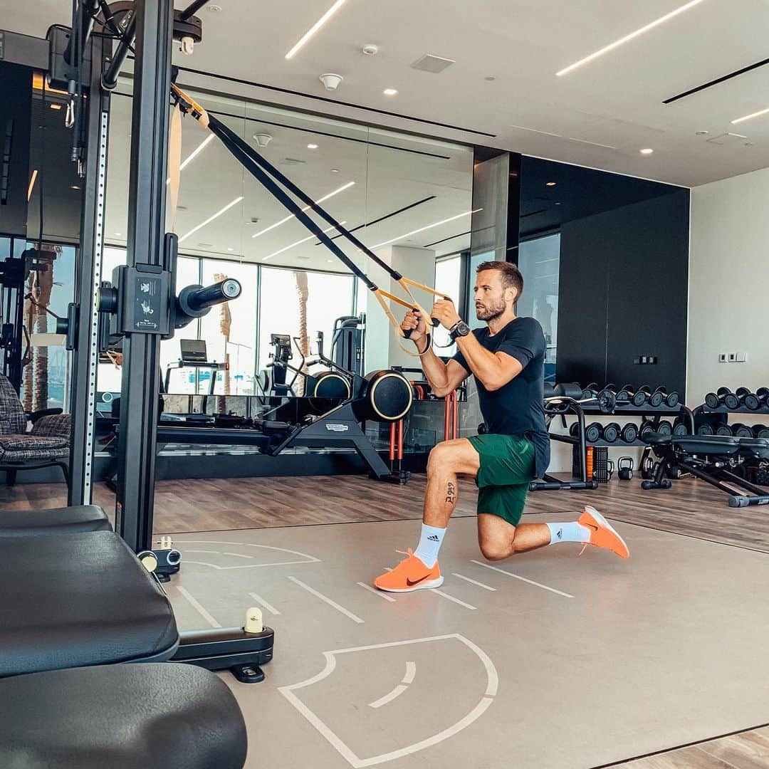 ヨアン・キャバイェさんのインスタグラム写真 - (ヨアン・キャバイェInstagram)「Saturday mood on 💪🏻🏋🏻‍♂️」8月10日 21時14分 - yohancabaye___7