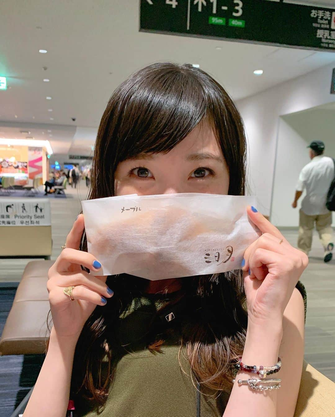 有安杏果さんのインスタグラム写真 - (有安杏果Instagram)「♪﻿ ﻿ Pop Step Zeppツアーin福岡2日目🍲﻿ ﻿ 九州パワーもめっちゃすごかったです！！﻿ ﻿ ずっとみんながニコニコしながら﻿ あったかく迎えてくれて﻿ とっても嬉しかったです☺️﻿ ﻿ 本当にありがとうっ♪﻿ ﻿ ツアーラスト﻿ Zepp Tokyo⭐2日間も頑張ります！﻿ ﻿ よろしくお願いします😌﻿ ﻿ ﻿ 有安杏果 ﻿ ﻿ #福原将宜 ﻿ #山口寛雄 ﻿ #玉田豊夢 ﻿ #宮崎裕介 ﻿ #ポプステ ﻿ #福岡﻿ #大分﻿ #長崎﻿ #九州﻿ #また来るけん﻿ #福岡女子」8月10日 21時18分 - ariyasu_momoka_official