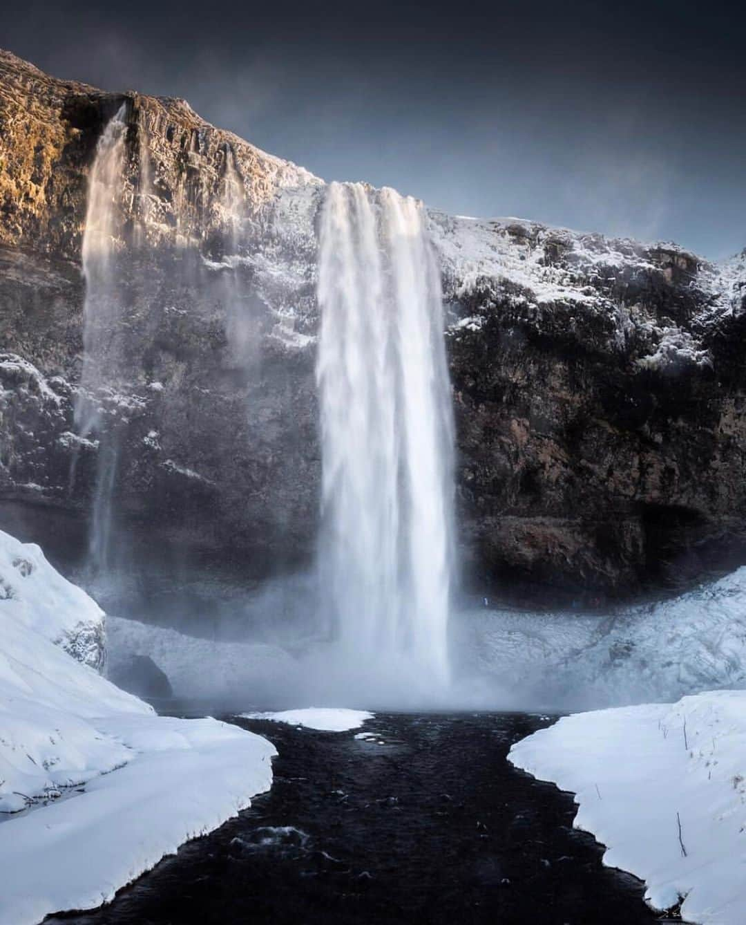 Canon Photographyさんのインスタグラム写真 - (Canon PhotographyInstagram)「@steffeneisenacher / Icelandic waterfalls during many different light situations. The first person to name all waterfalls correctly (in order from 1 to 5) gets a story shoutout! Gooo.  All images by @steffeneisenacher」8月10日 21時23分 - cpcollectives