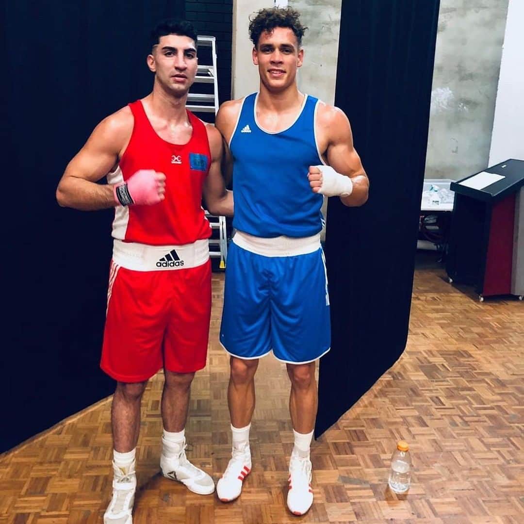 デイヴィッド・ニカさんのインスタグラム写真 - (デイヴィッド・ニカInstagram)「Good start to the weekend. 1 fight down, 2 to come! 🍎🍊🤺🍉 #TeamNYIKA #NZRaptors」8月10日 13時29分 - davidnyika