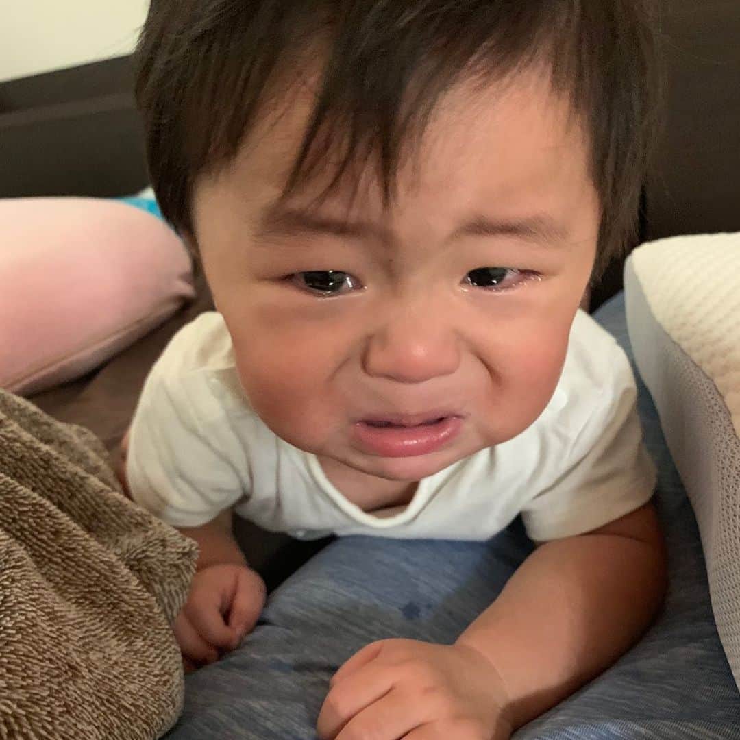 MAX鈴木さんのインスタグラム写真 - (MAX鈴木Instagram)「お腹が減ってる  泣き顔ってなんで可愛いんだろう  #チビmax  #泣き顔」8月10日 13時31分 - max_suzuki
