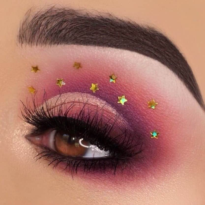 Anastasia Beverly Hillsさんのインスタグラム写真 - (Anastasia Beverly HillsInstagram)「Love this look 😍 @blendbunny  EYES • #ABHxJackieAina Palette in shades Supreme, Big Wig, Credit, Trust Issues, and Pinker  FACE • Luminous Foundation in shade 250C and Loose Highlighter in Vegas  BROWS •  Dipbrow in Granite」8月10日 13時35分 - anastasiabeverlyhills