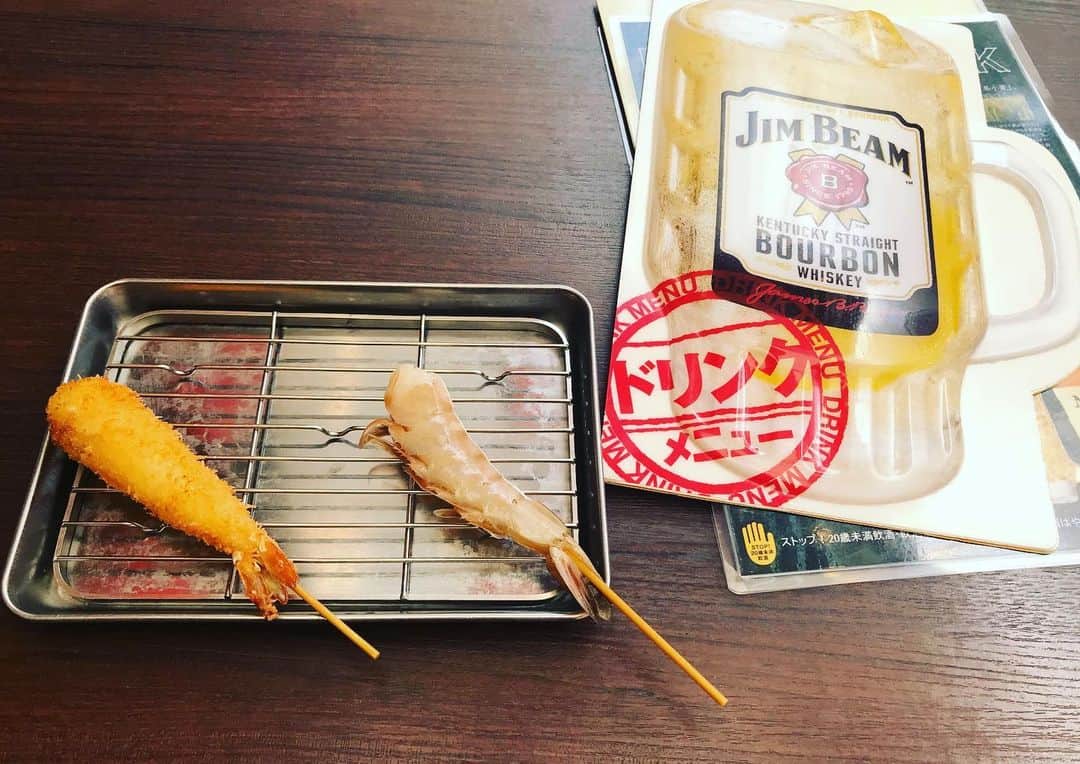 のインスタグラム：「#いっとく劇場前店 . 本日よりお盆休みがはじまりました . 無休で営業してます . おすすめはやっぱりエビです . 是非来店お待ちしてます . #串カツいっとく#串カツ#新世界#居酒屋#お酒#美味しい#楽しい#名物#グルメ#大阪グルメ#大阪市#大阪#osaka#関西#japan#人気#l4l#follow#delicious#photogenic」