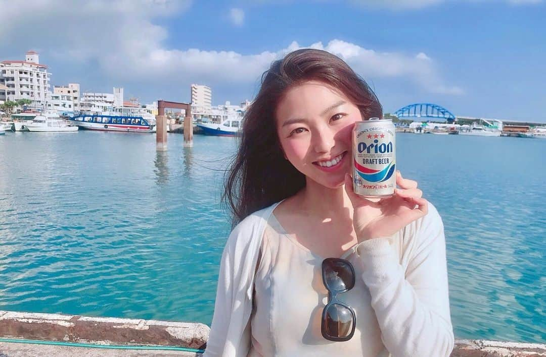 田中沙百合のインスタグラム：「夏だぁ🍧海だぁ🏖ビアガーデンだぁ🍻 夜は大好きな剣道の恩師たちとビアガーデン🍻楽しみ🥰🍻🏝 写真は以前石垣島に行った時🐠🐟🐡 #夏休み #リゾート #長崎 #大村 #ビアガーデン #剣道 #剣道女子 #沖縄旅行 #石垣島 #石垣牛 #オリオンビール #ビール女子 #日本酒 #ミス日本酒 #日本酒女子 #海 #サーフィン #湘南 #沖縄 #田中沙百合 #田舎暮らし #クルージング #魚釣り #okinawa #ocean #japan #sightseeing #chanel #lifestyle #likeforlikes」