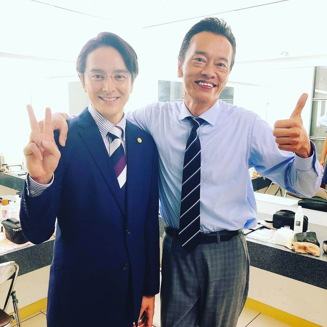 内田滋さんのインスタグラム写真 - (内田滋Instagram)「「それぞれの断崖」今日は第2話！！！ 是非観てくださいねー！！！ 23時40分から！  エンケンさんと。  #それぞれの断崖 #遠藤憲一さん #田中美里ちゃん #内田滋という者」8月10日 14時46分 - shige_uchida