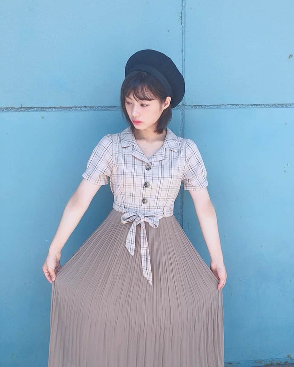 深川舞子のインスタグラム：「握手会ありがとうございました！ 今日は色が可愛いワンピースでした😊 明日も浴衣！！どんな浴衣かお楽しみに！  #ootd #majesticlegon」