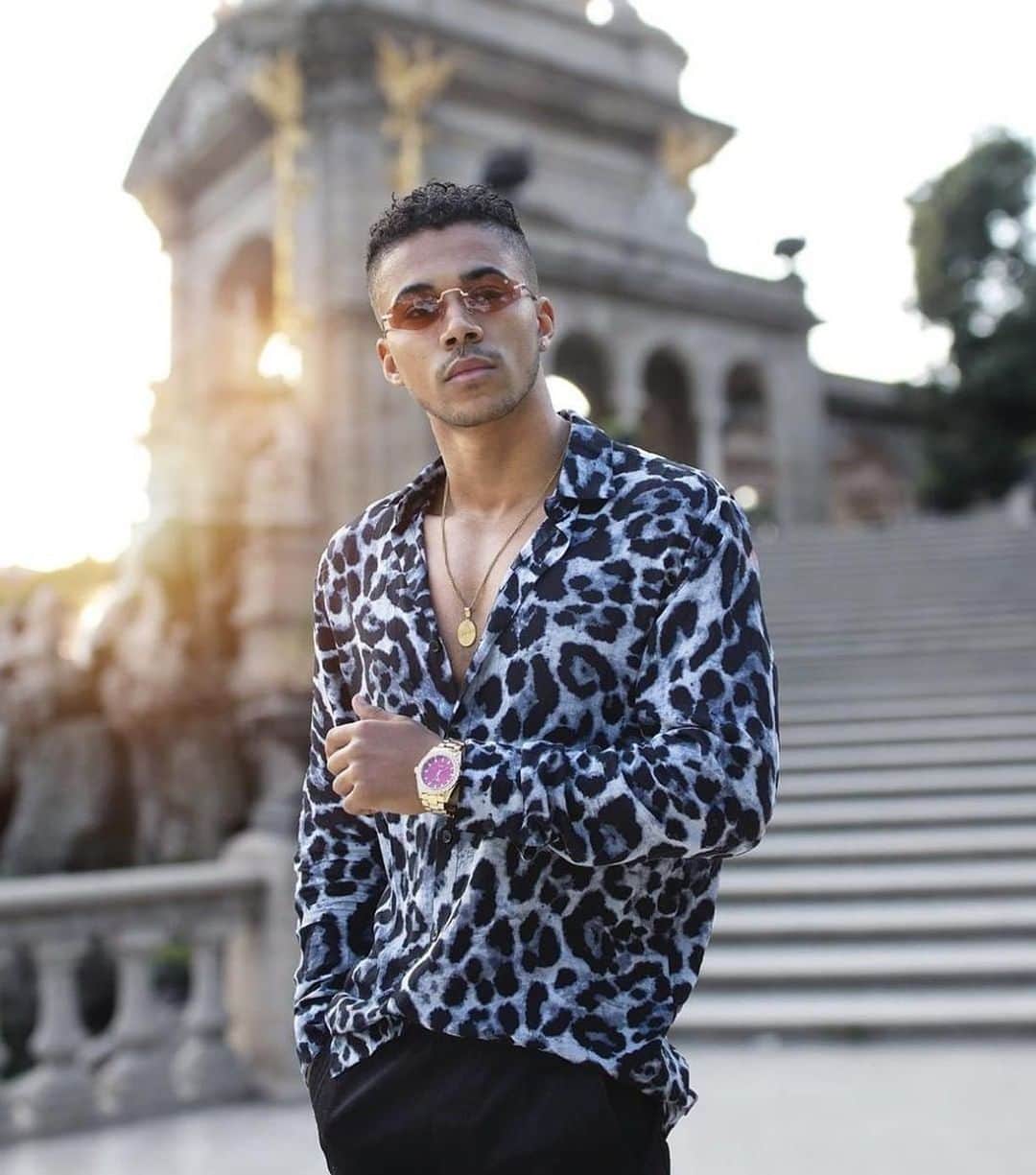 STYLE4GUYSのインスタグラム：「@FashionNovaMEN shirts adding flavor to your OOTD 🔥 Get the look on @FashionNovaMEN 🙌」