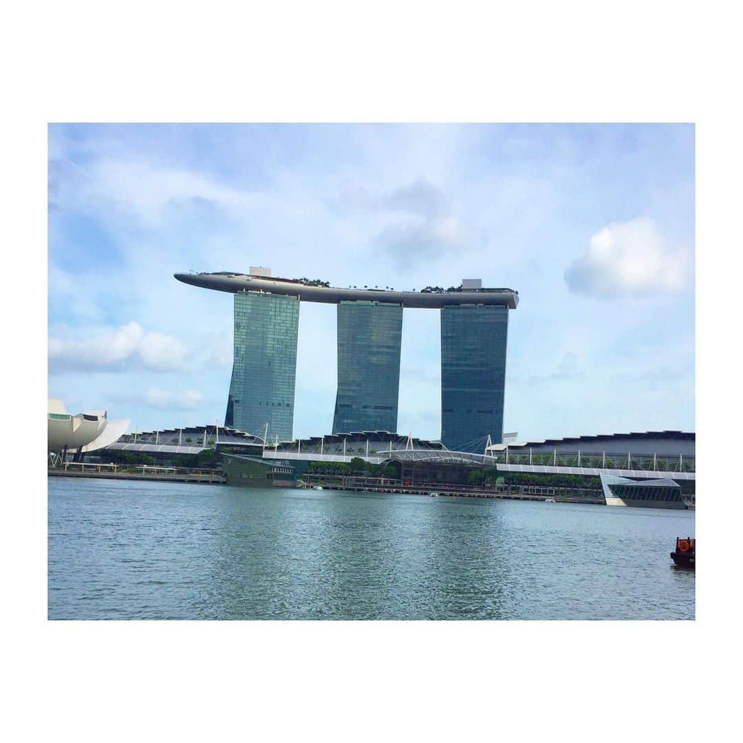 西山なずなさんのインスタグラム写真 - (西山なずなInstagram)「#singapore #🇸🇬 #3yearsago #memories」8月10日 22時00分 - nazzzuuuna