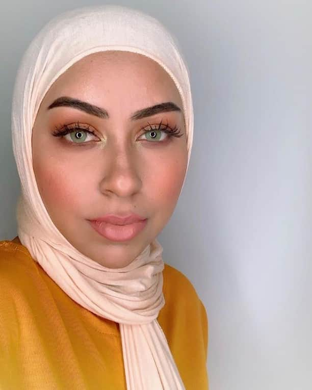 Benefit Cosmetics UKさんのインスタグラム写真 - (Benefit Cosmetics UKInstagram)「@so_ilty servin' up some serious #benefitbrows inspo! Using #preciselymybrow pencil in shade 4.5! 😍😍#benefit #brows #regram . . . 📷 Image Description: A selfie of @so_ilty」8月10日 17時01分 - benefitcosmeticsuk