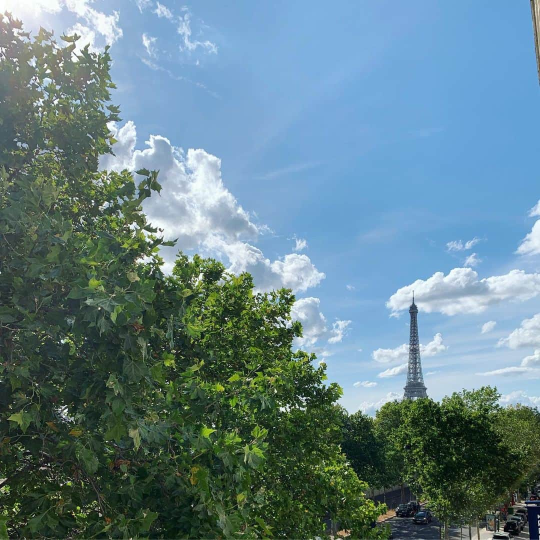 Sonoko Suzukiさんのインスタグラム写真 - (Sonoko SuzukiInstagram)「☀️☀️☀️ #paris #tbt」8月10日 17時24分 - _sonnie.co_