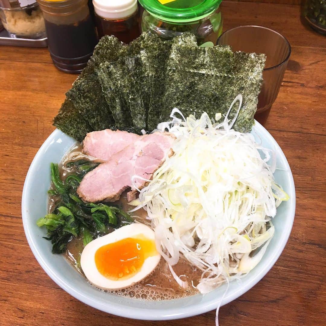 金巻ともこのグルメインスタ