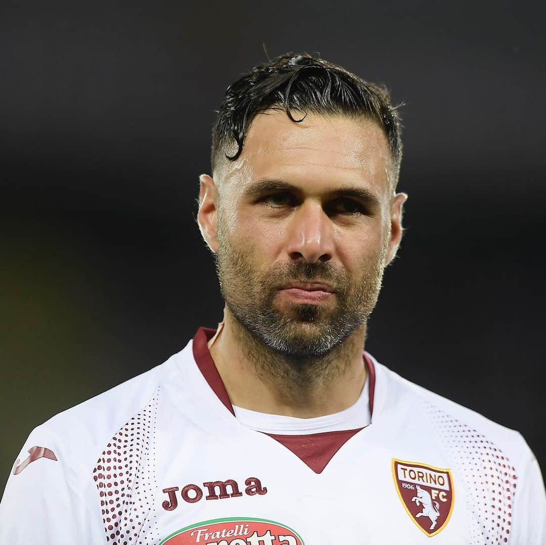 トリノFCさんのインスタグラム写真 - (トリノFCInstagram)「Sondaggio semplice: ℹ️ Salvatore Sirigu è _________________  #SFT」8月10日 18時24分 - torinofc1906