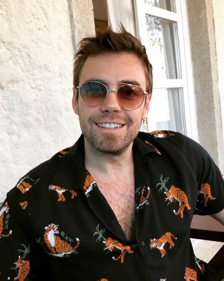 muratdalkilicのインスタグラム：「İyi Bayramlarr!」