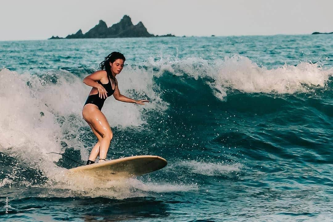 Vans Philippinesさんのインスタグラム写真 - (Vans PhilippinesInstagram)「A surfer, actress, and a mother of two. Andi Eigenmann celebrates and expresses herself in every way imaginable. She is OFF THE WALL. | 📸: @poldivina #THISISOFFTHEWALL #VansPhilippines」8月10日 19時06分 - vansphilippines