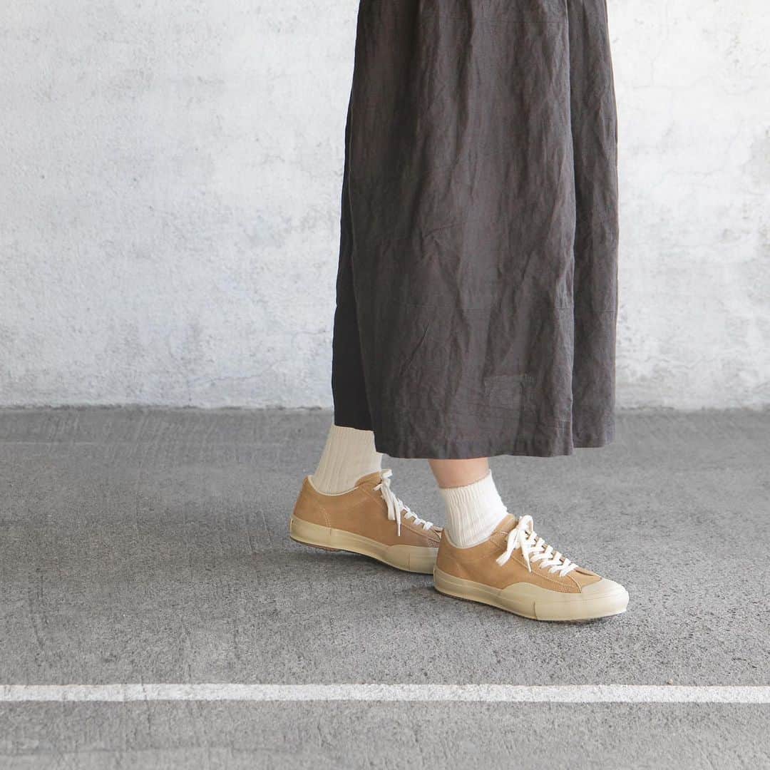 MOONSTARのインスタグラム：「BUMPER COURT / BEIGE #moonstar #finevulcanized #bumpercourt #madeinkurume」