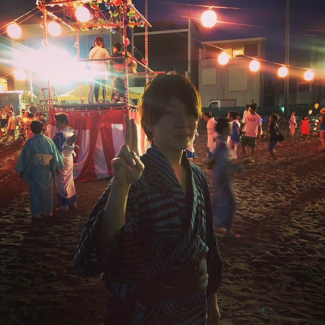 古市憲寿さんのインスタグラム写真 - (古市憲寿Instagram)「#夏祭り に来たよ！」8月10日 19時18分 - poe1985