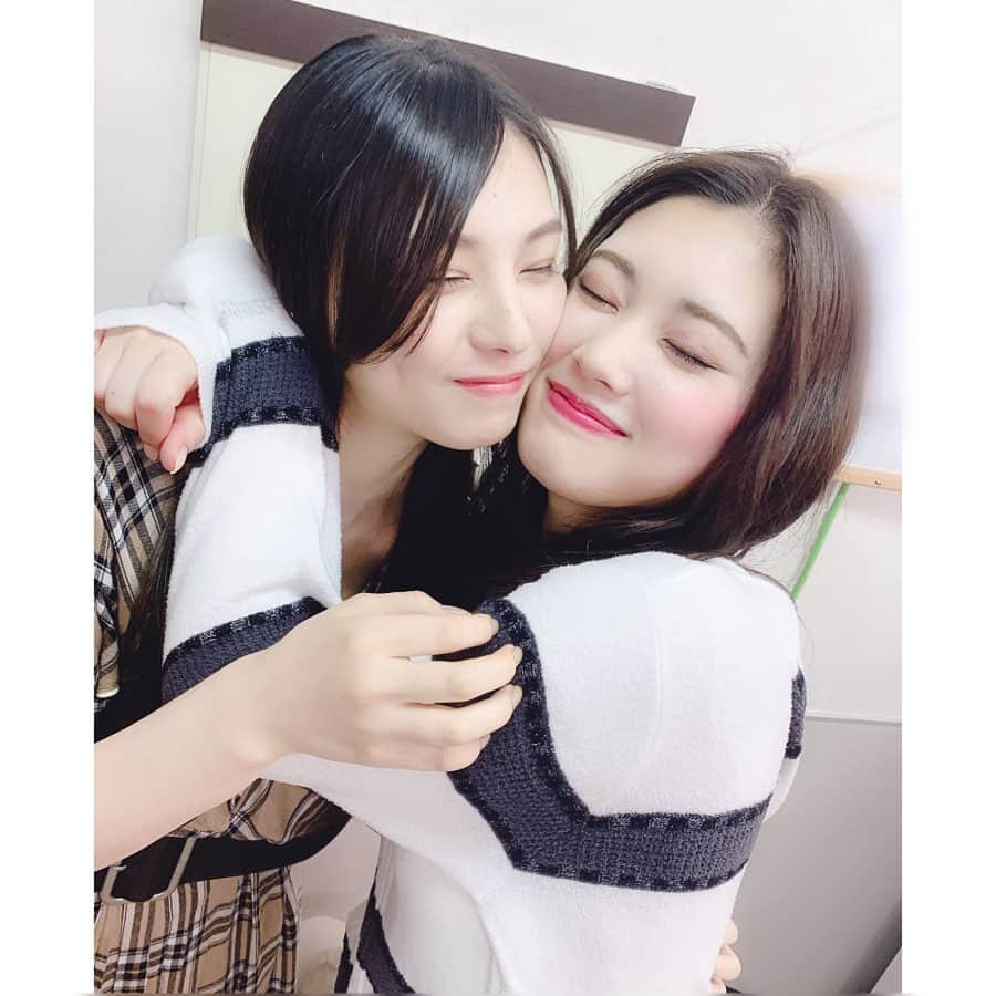 相楽伊織さんのインスタグラム写真 - (相楽伊織Instagram)「💋💄 純奈ちゃんの舞台「オリエント急行殺人事件」観てきたよー！ 映画観たことあって舞台やるって聞いてからずっと観たいって思ってたの(^^) 面白かったし、これからは舞台に出る側だと思って観ると今までとは違う感じ！すごい面白かったです． とりあえず久しぶりに会えて嬉しかった🥰🥰すき #オリエント急行殺人事件  #伊藤純奈 #舞台」8月10日 19時18分 - _iorisagara264_