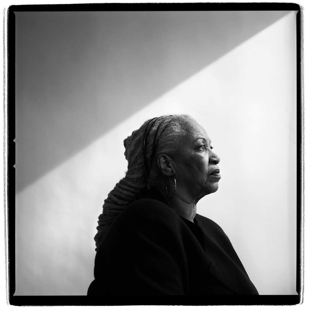 New York Times Fashionさんのインスタグラム写真 - (New York Times FashionInstagram)「Toni Morrison, the 1993 Nobel laureate in literature, whose work explored black identity in America and in particular the experience of black women, died on Monday in New York City. She was 88. The first African-American woman to win the Nobel Prize in Literature, Ms. Morrison was the author of 11 novels as well as children’s books and essay collections. Among them were celebrated works like “Song of Solomon,” which received the National Book Critics Circle Award in 1977, and “Beloved,” which won the Pulitzer Prize in 1988. Link in bio to read the full obituary. Photograph by @damonwinter」8月7日 0時32分 - nytstyle
