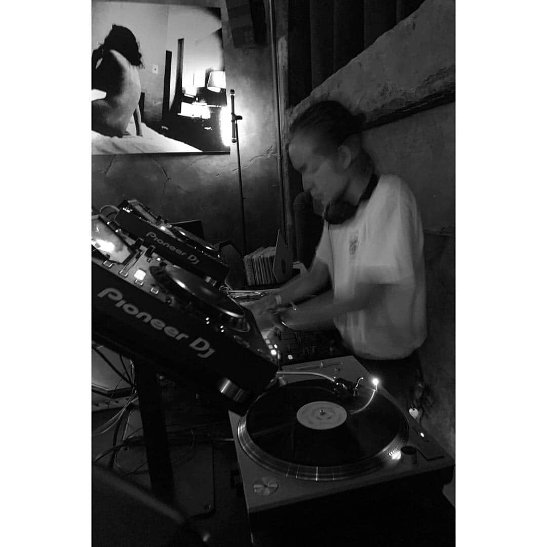 島田翼さんのインスタグラム写真 - (島田翼Instagram)「The party was sooooo incredible!  #shibuya森山大道 #minimal #housemusic #techno」8月6日 23時44分 - tsubasa_shimada