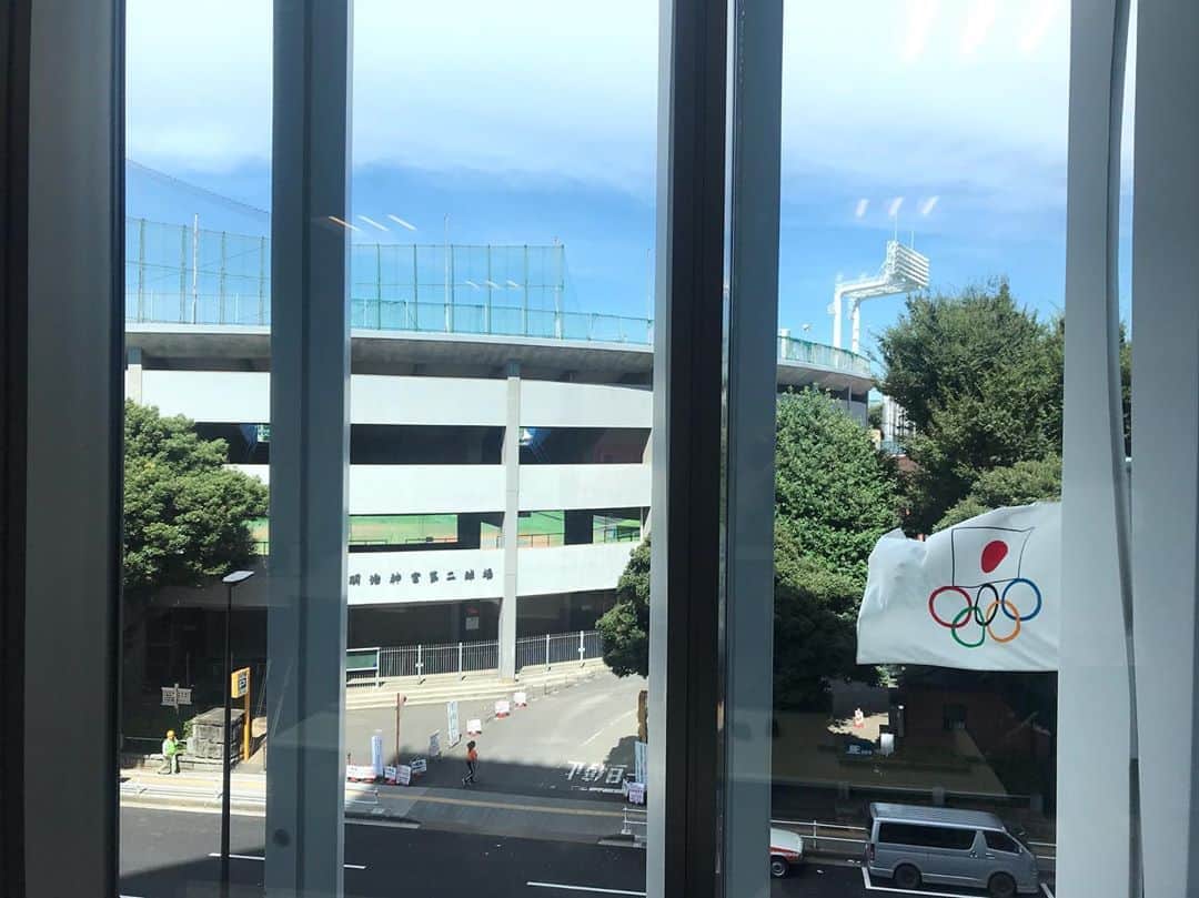 砂山圭大郎さんのインスタグラム写真 - (砂山圭大郎Instagram)「そう遠くない未来に、見られなくなってしまう風景。 #神宮第二球場 #ジャパンスポーツオリンピックスクエア から #tokyo」8月6日 23時50分 - keitaro_sunayama